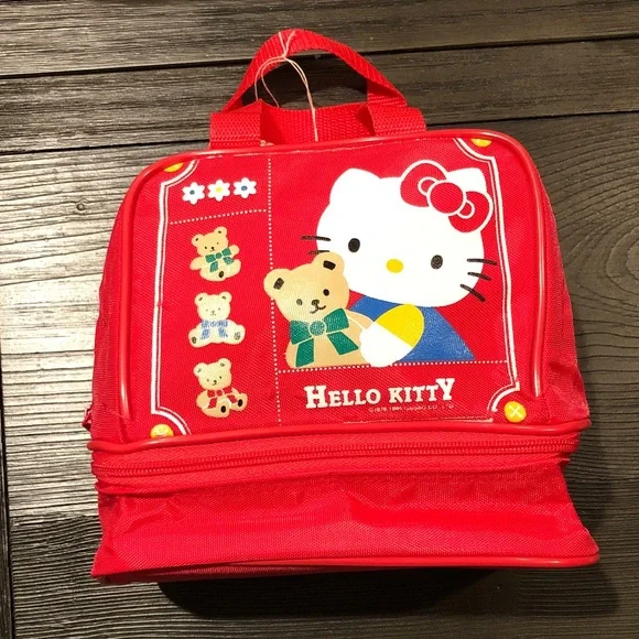 Hello Kitty Red Lunch Tote - Picture 1 of 13